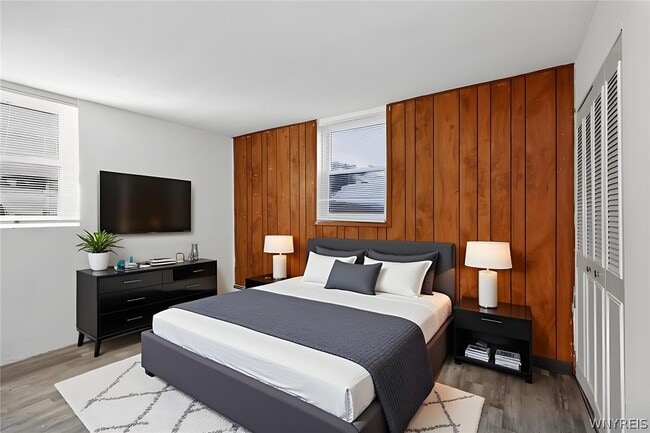 Building Photo - 127 Franklin St