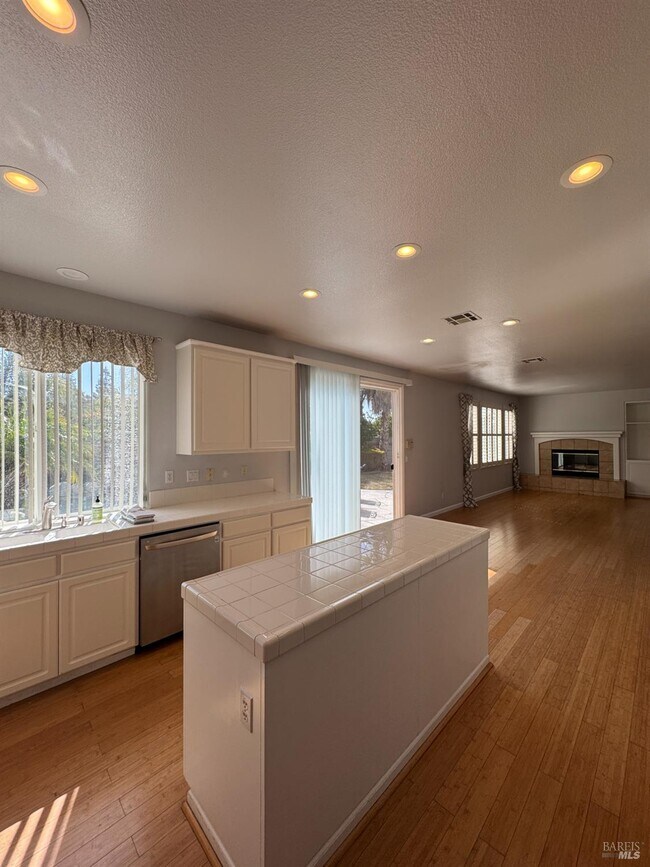 Building Photo - 3330 Harbor Moon Ct