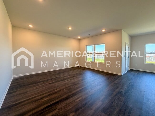 Building Photo - New Construction Home for Rent!