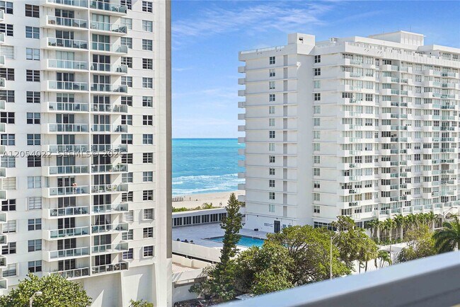 Building Photo - 5700 Collins Ave