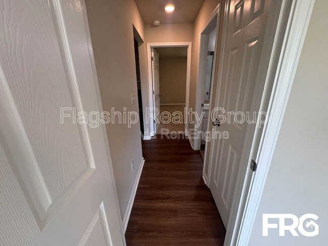Building Photo - 110 Highland Pk Dr