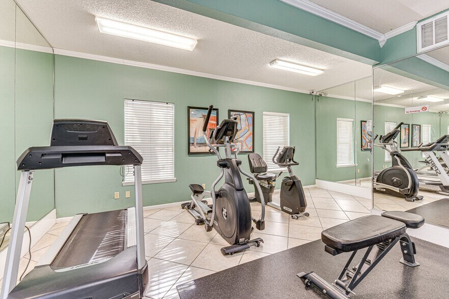 Building Photo - 200 Sandestin Ln