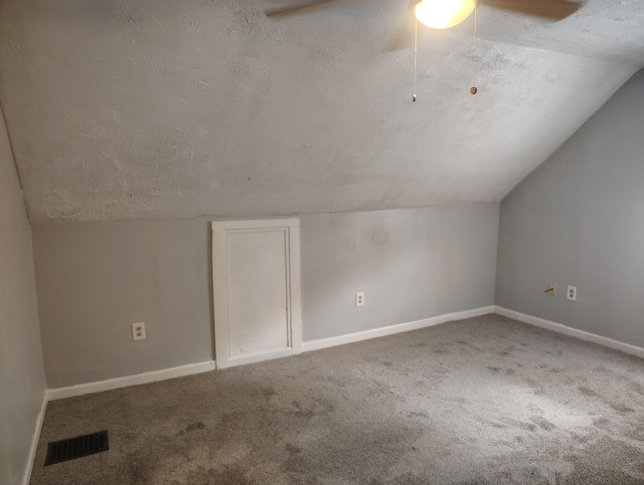 Building Photo - 1118 Wildwood Ave