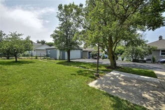 Building Photo - 20 E Eureka Dr