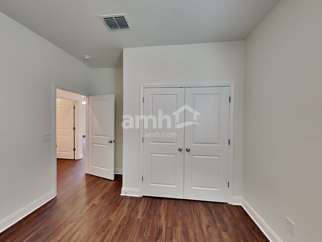 Building Photo - 6174 Little Blf Cir
