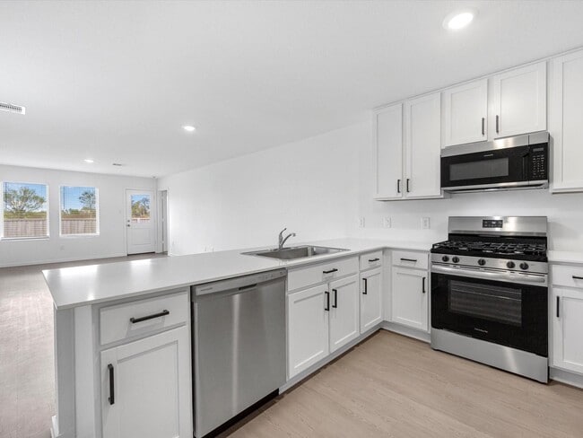 Building Photo - 28727 Texas Plns Dr