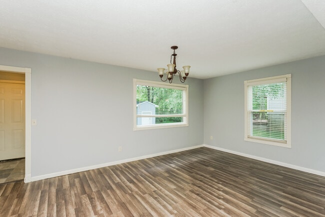 Building Photo - 8067 Buckland Dr