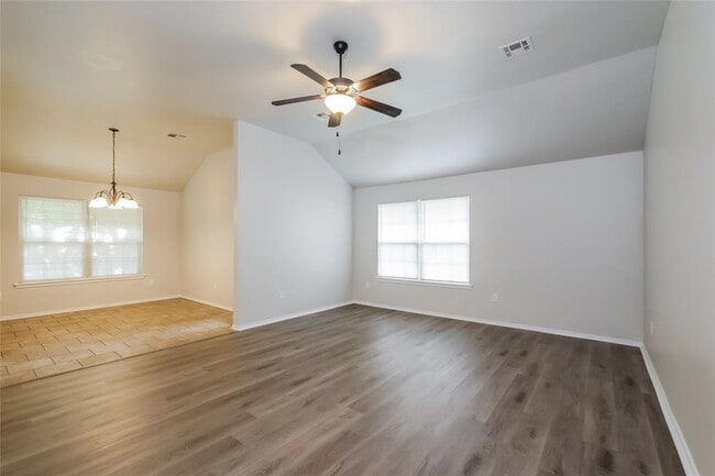 Building Photo - 1338 Selborne Pl