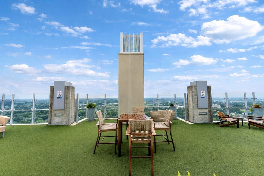 Building Photo - 830 Piedmont Ave NE