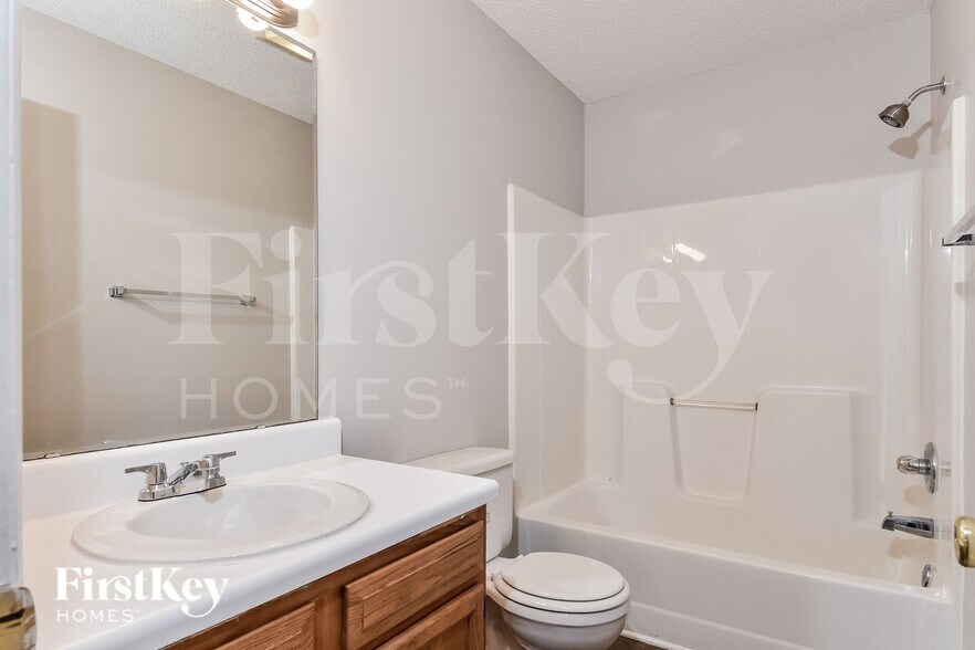 Building Photo - 2014 Carlisle Way