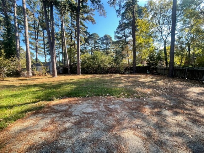 Building Photo - Lovely Two-Story Brick Home Located In "Western Hills" Off Pines Road