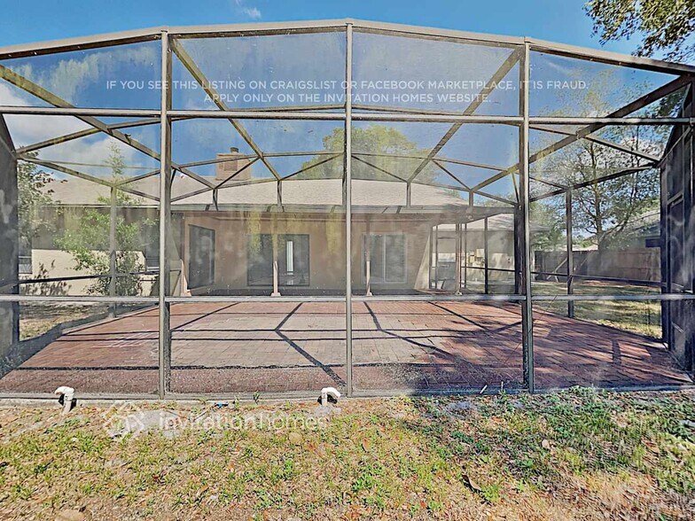 Building Photo - 8201 Helena Dr