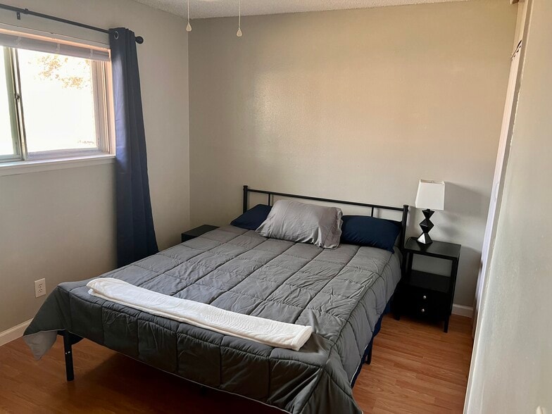 Bedroom #2 - 8403 Glen Echo