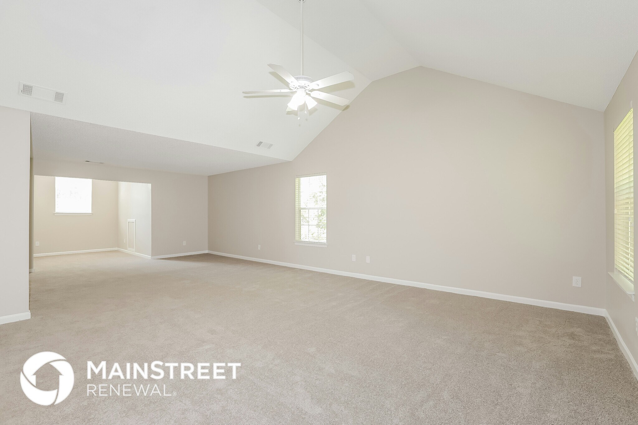Building Photo - 665 Lakeridge Ct