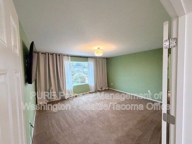 Building Photo - 1725 SW 346th Pl