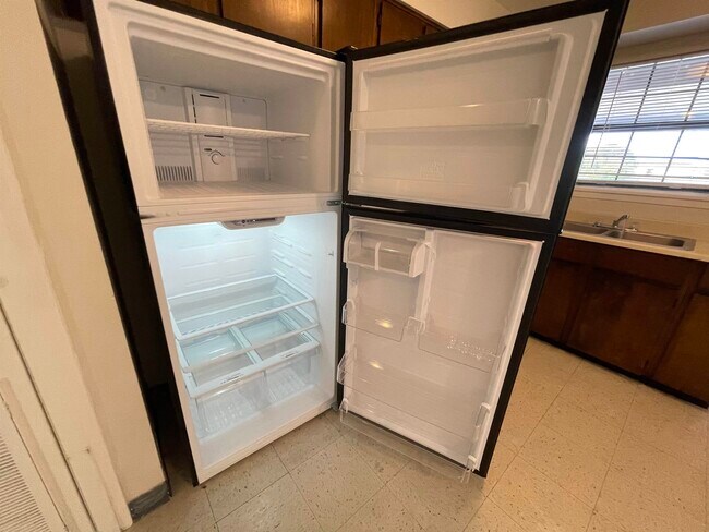 Building Photo - 3801 Salinas Ave