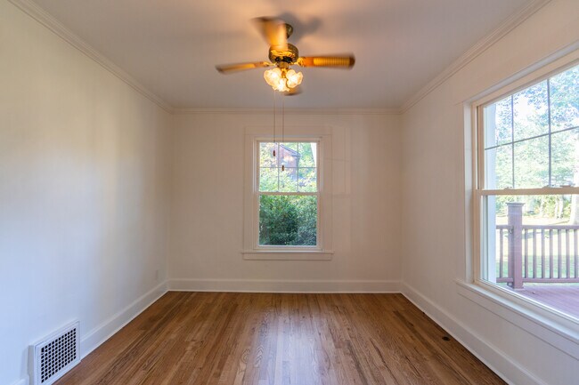 Building Photo - 418 E. Washington Blvd.