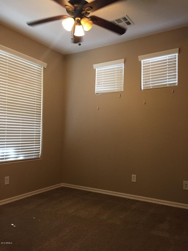 Building Photo - 14558 W Port Royale Ln