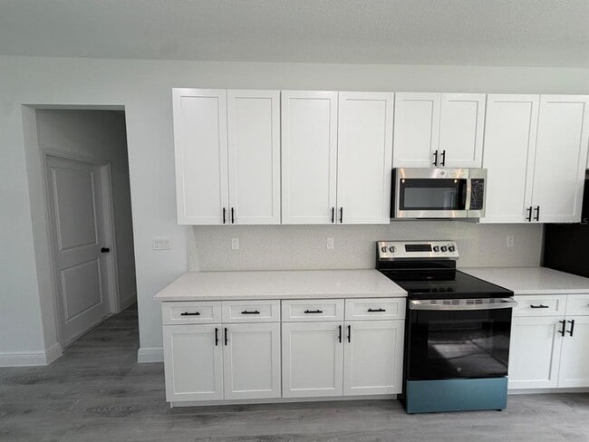Building Photo - 13430 SW 88th St
