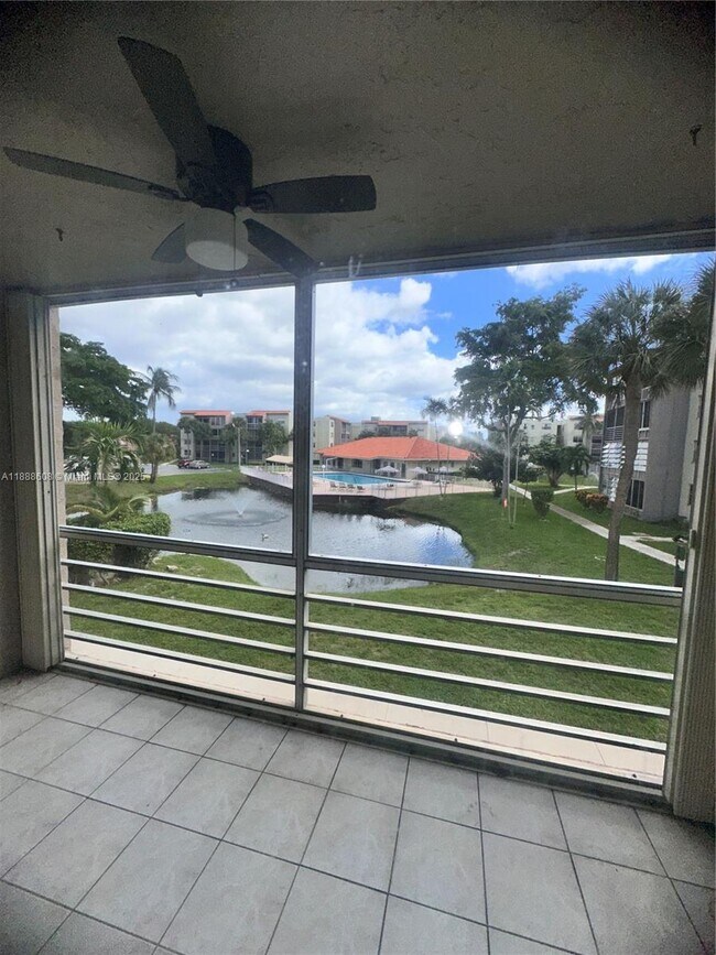 Building Photo - 1800 SW 81st Ave