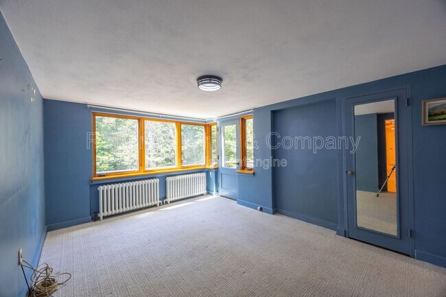 Building Photo - 205 Jinny Hill Rd