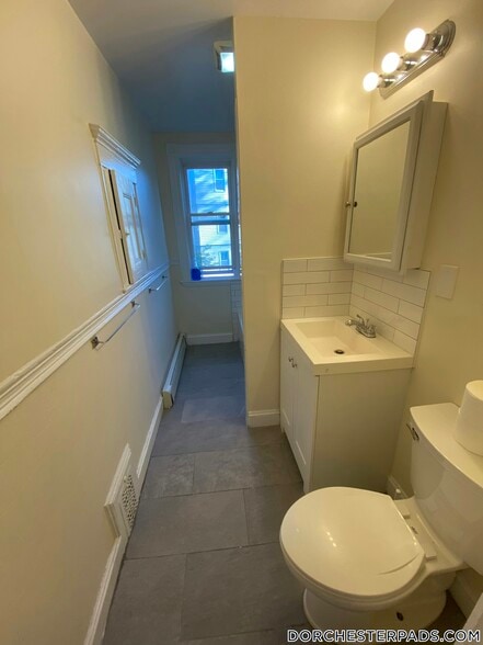 Building Photo - 253 Norfolk St
