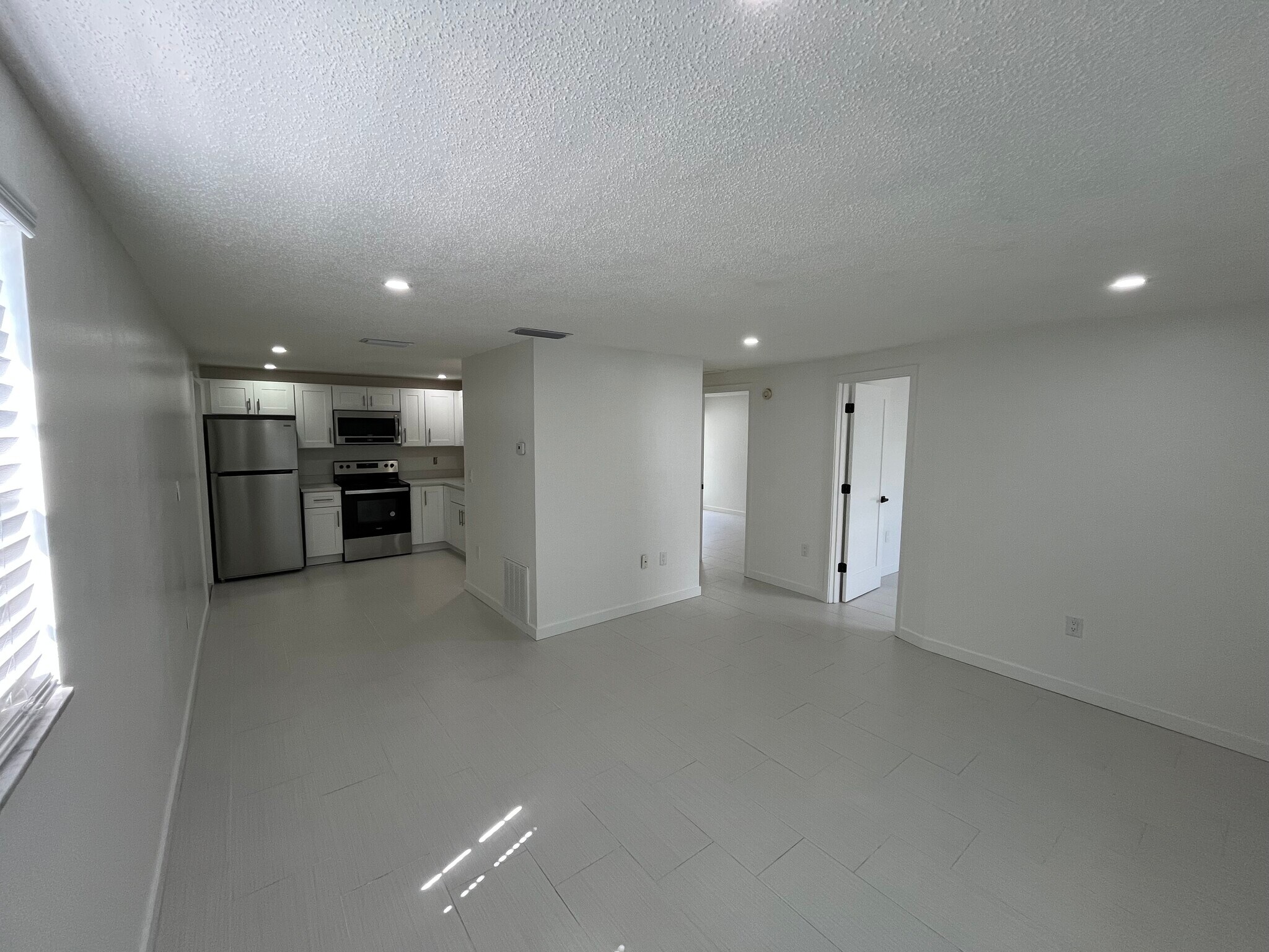 Building Photo - 1511 Suponic Ave