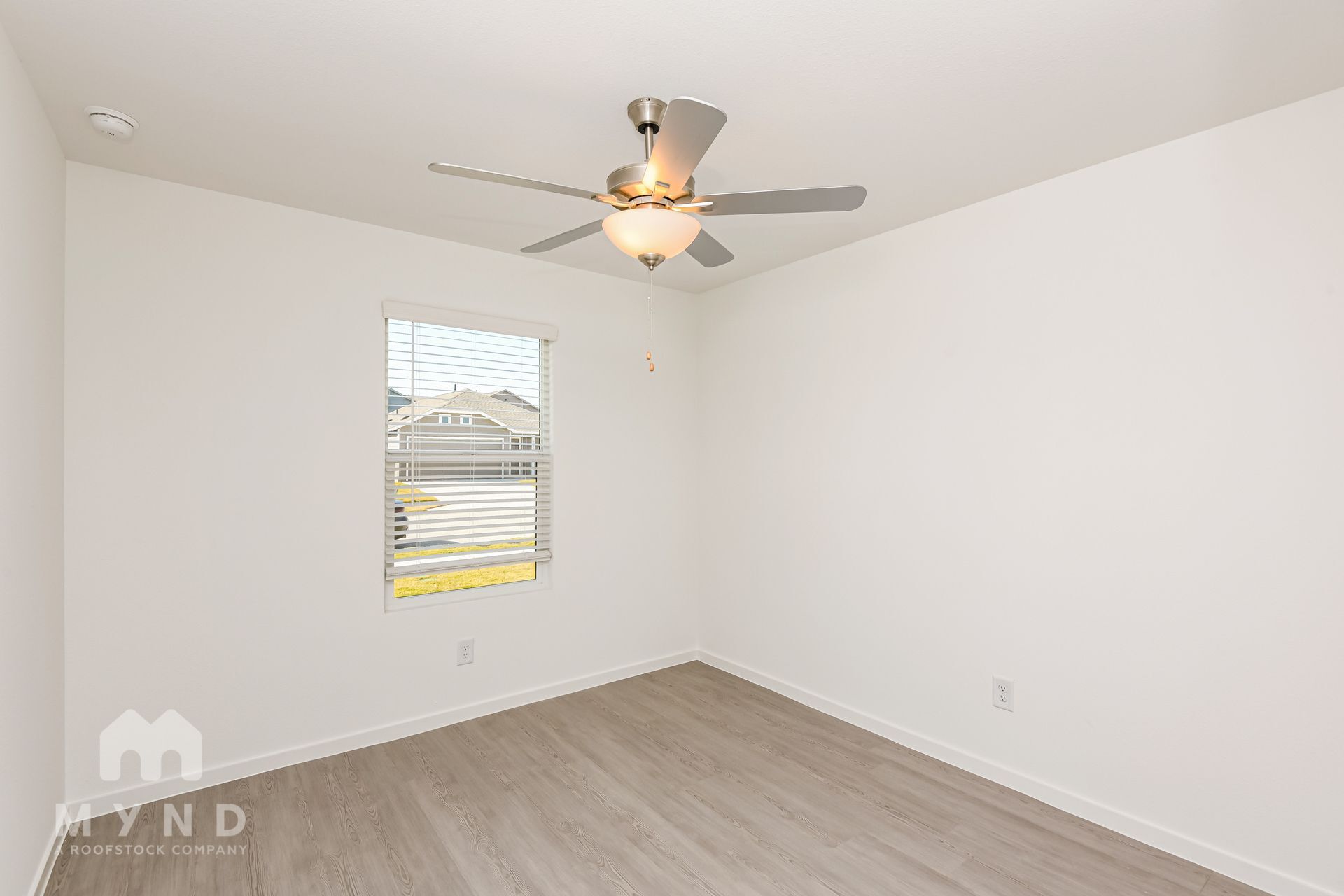 Building Photo - 2713 Ctr Crk Ln