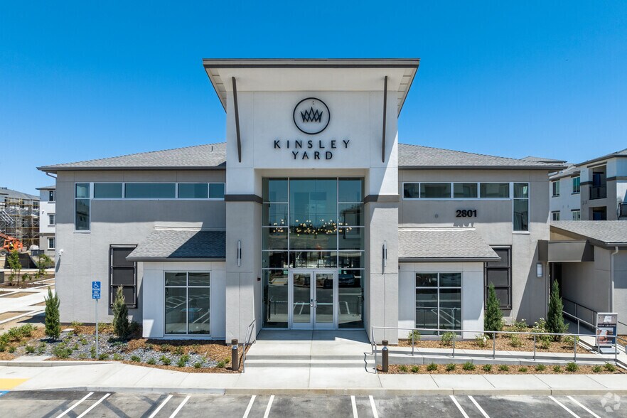 Kinsley Yard 2801 Grewal Pky Modesto CA 95356 Apartment Finder