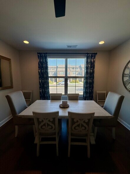Dining Room - 143 Grandstand Blvd
