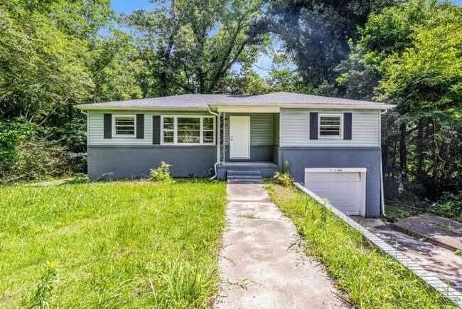 Building Photo - $1300! 3Bed/1Bath in Center Point! Available Soon! Cheers to 250 years—celebrate with limited-tim...
