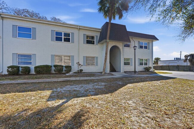 Building Photo - 337 S McMullen Booth Rd