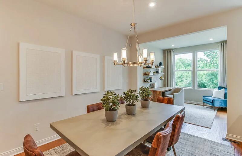 Building Photo - 421 Addison Cir