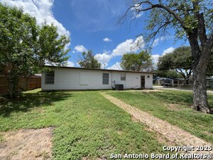 Building Photo - 9202 Silver Hill