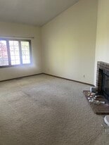 Building Photo - 3557 Blue Jay Way