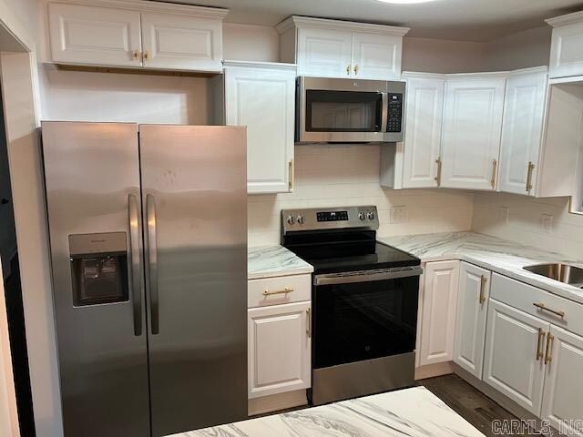 Building Photo - 1715 Convent St