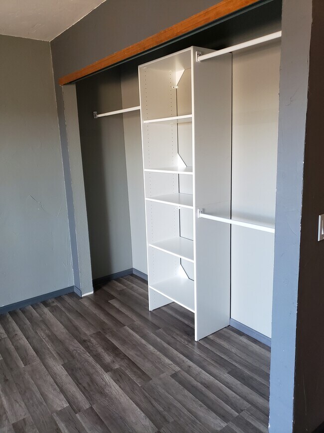 Building Photo - 5745 W Atlantic Pl