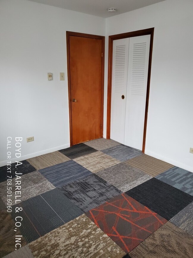 Building Photo - 431 Dixie Hwy