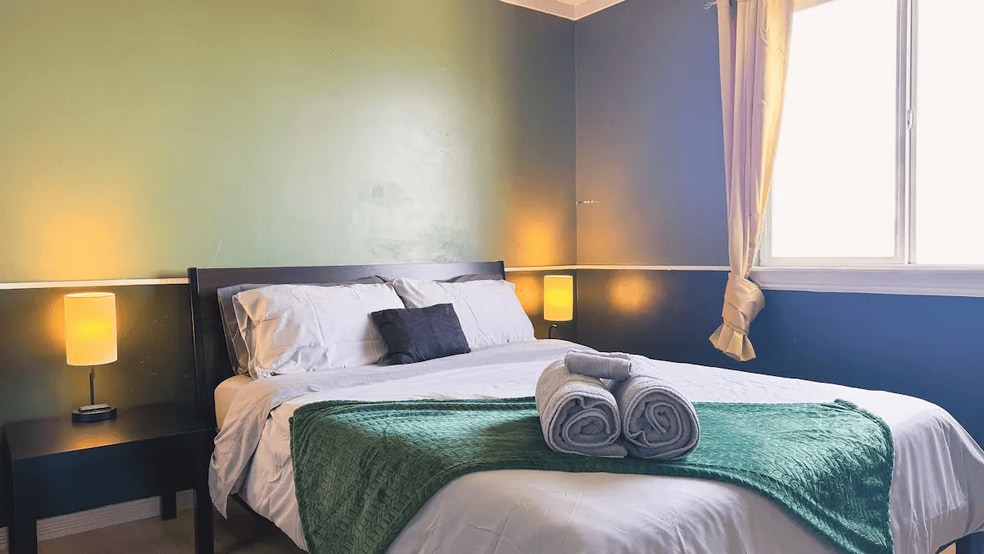 Building Photo - 14380 Henry Day Rd