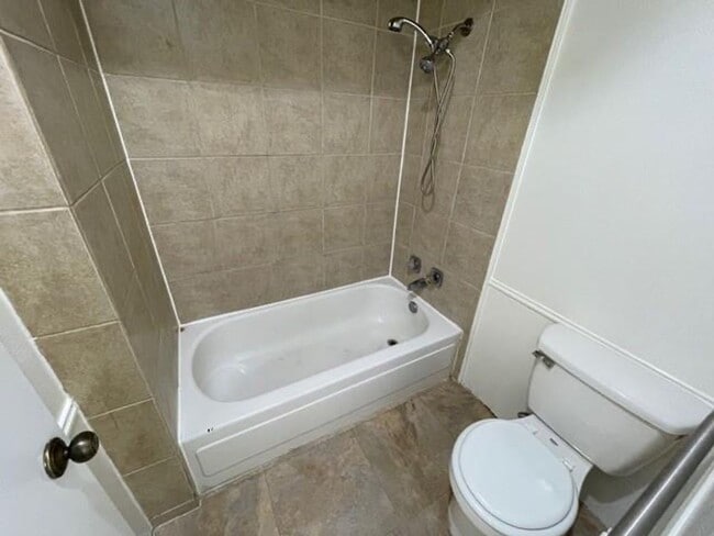 Building Photo - Dallas Duplex for Lease!!