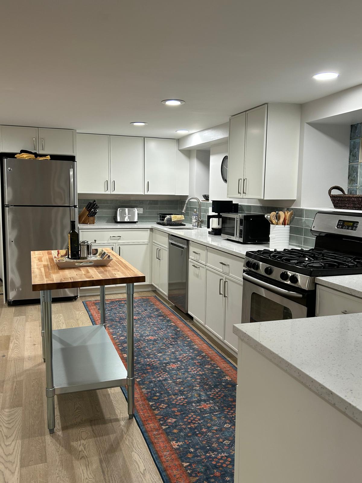 Building Photo - 2227 N Bissell St