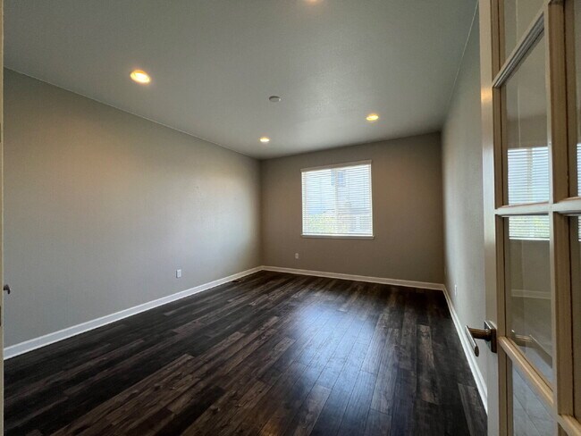 Building Photo - 4541 Prairie River Ct