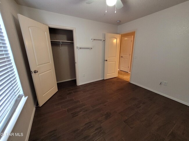Building Photo - 14247 Hacienda Rock Dr