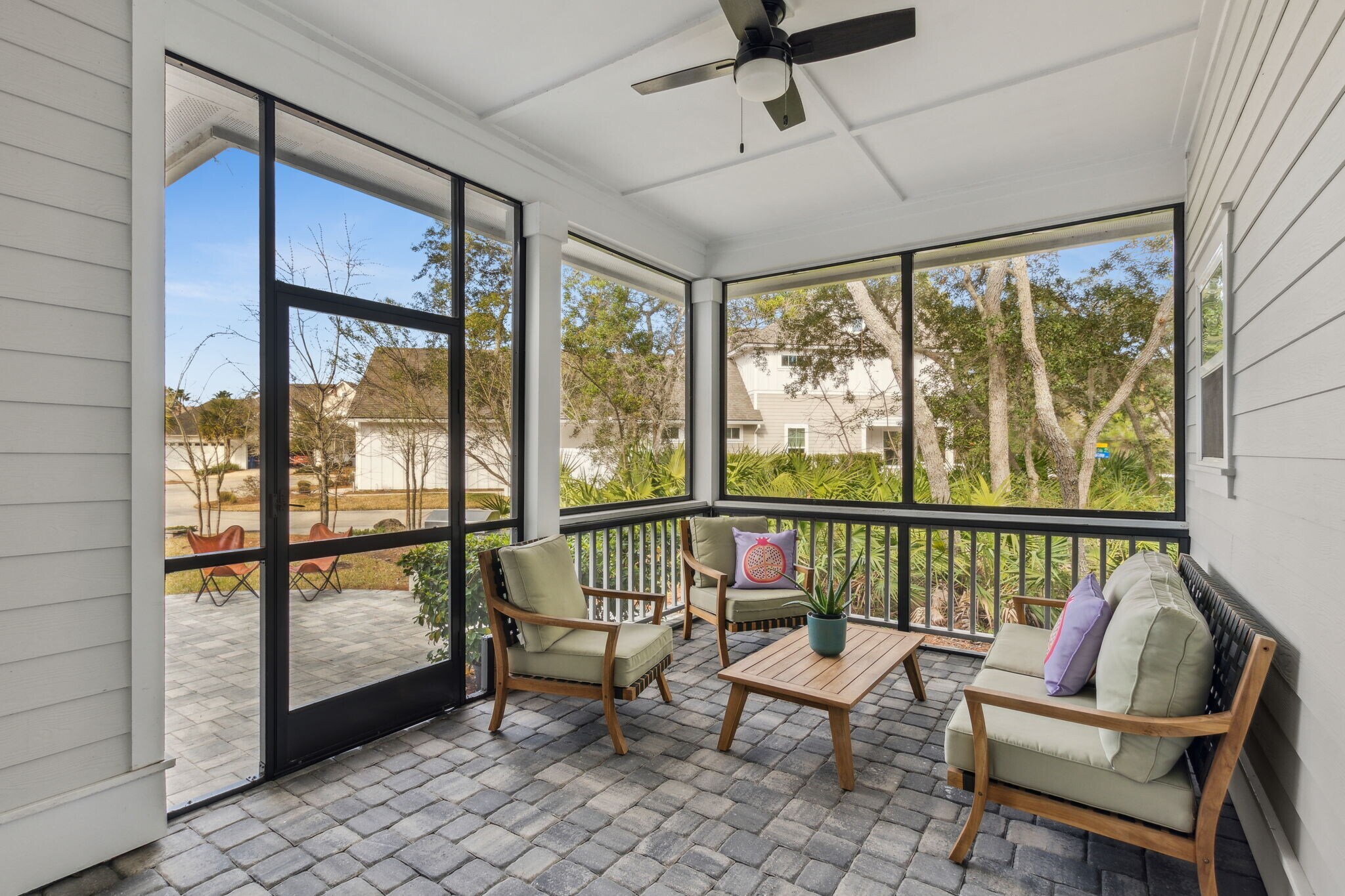 Building Photo - 1539 Coastal Oaks Dr
