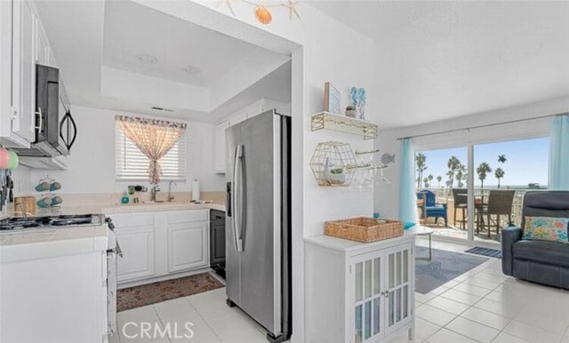 Building Photo - 621 N Pacific St