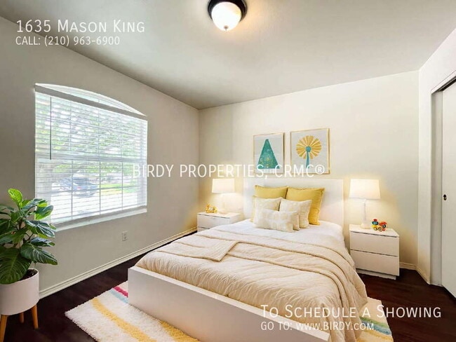Building Photo - 1635 Mason King