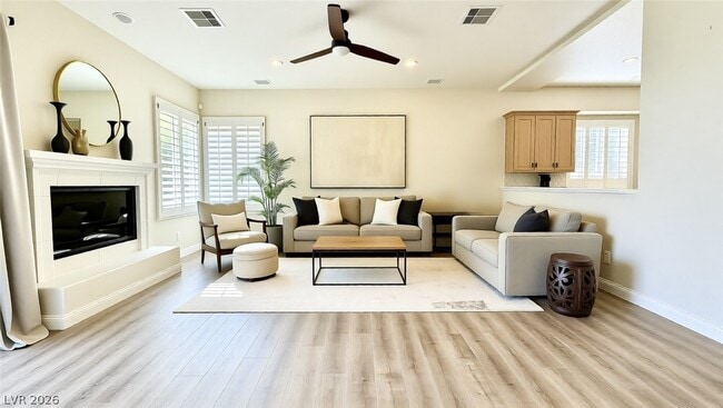 Building Photo - 904 Pont Chartrain Dr