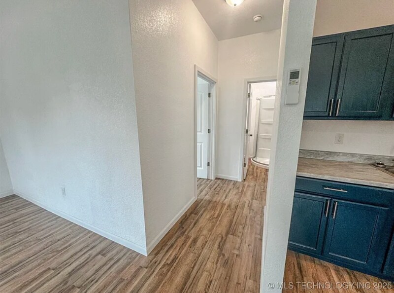 Building Photo - 918 Coy Ave