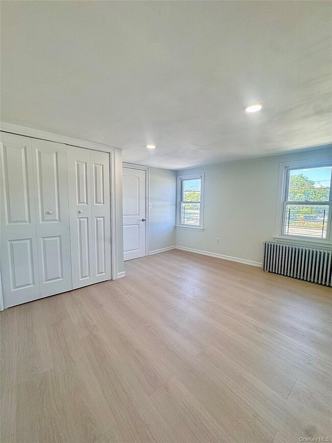 Building Photo - 249 N MacQuesten Pkwy