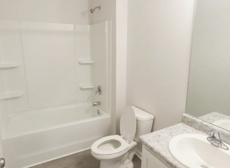 Building Photo - 3904 Silver Spur Rd